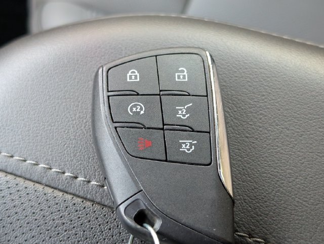 Used 2023 GMC Yukon XL SLT AWD/4WD image 33