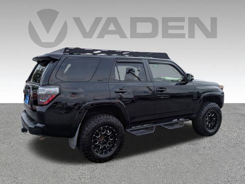 Used 2016 Toyota 4Runner SR5 Premium image 24