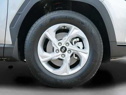 Certified 2024 Hyundai Tucson SEL AWD/4WD image 9