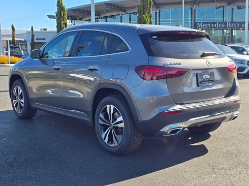 New 2026 Mercedes-Benz GLA 250 4MATIC image 4