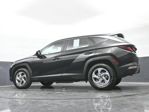 Used 2023 Hyundai Tucson SE AWD/4WD image 30