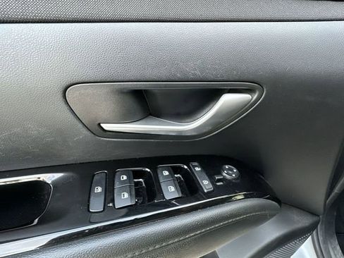 Used 2023 Hyundai Tucson Limited image 21