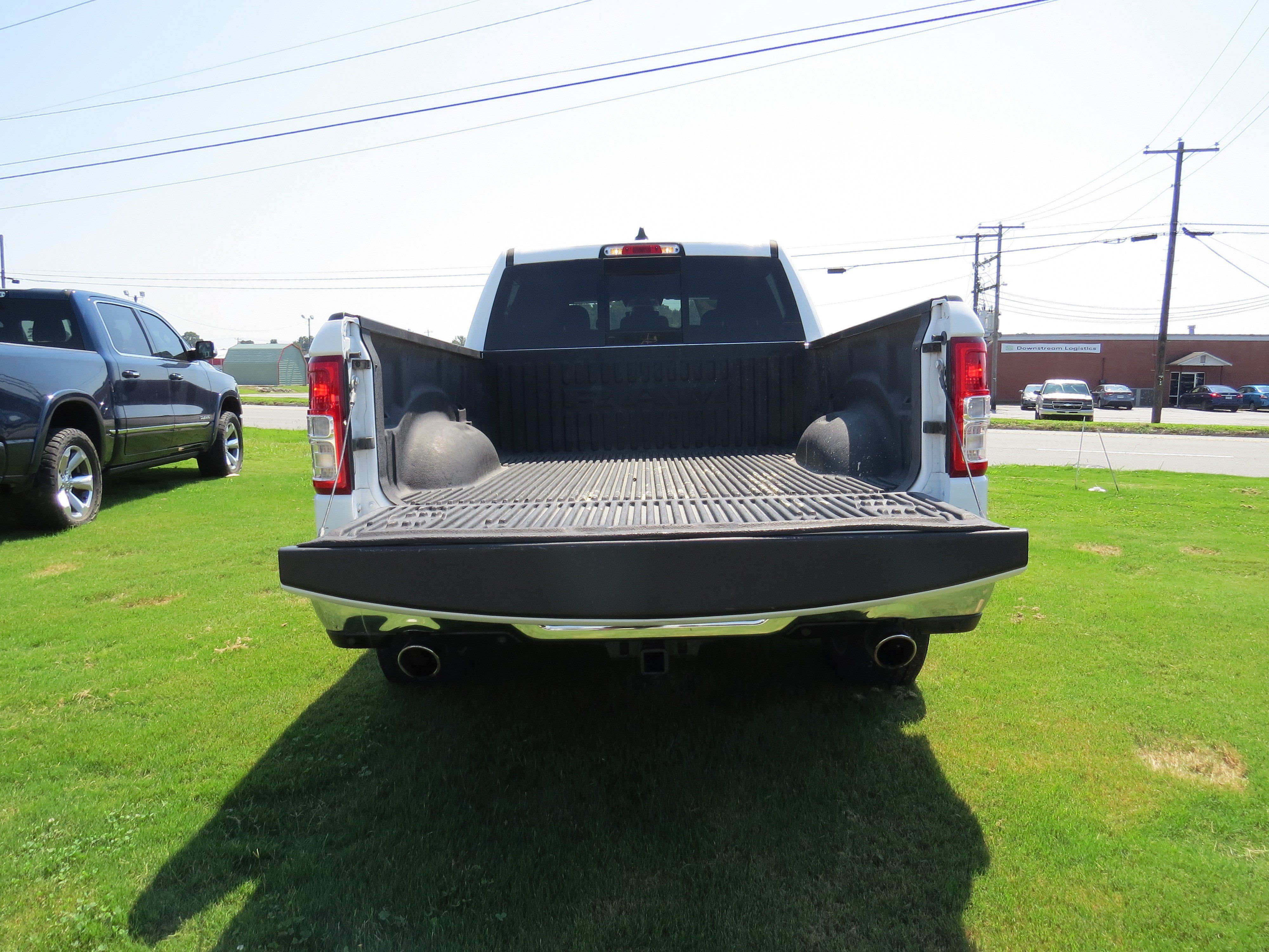 Used 2022 RAM 1500 Big Horn AWD/4WD image 5
