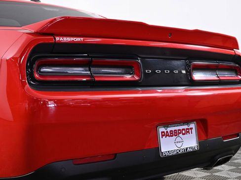 Used 2022 Dodge Challenger GT image 8