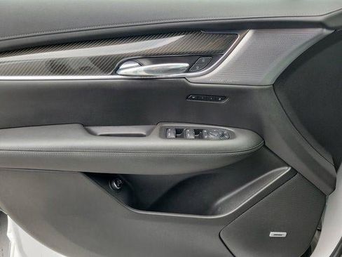 Certified 2022 Cadillac XT6 Sport AWD/4WD image 20