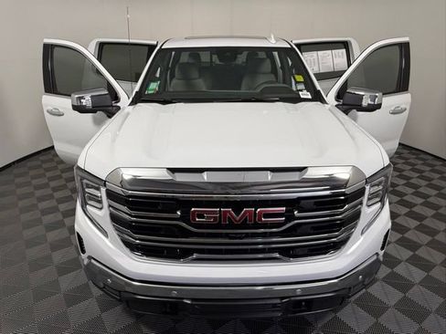 Used 2026 GMC Sierra 1500 SLT w/ SLT Premium Plus Package AWD/4WD image 4