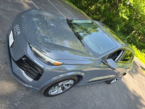 Used 2025 Audi Q6 e-tron Premium Plus w/ Premium Plus AWD/4WD image 65