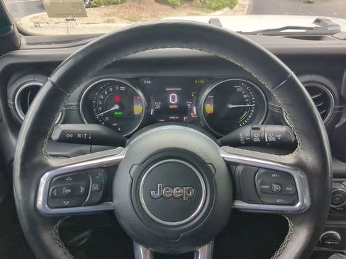 Used 2023 Jeep Wrangler Unlimited Sahara w/ Cold Weather Group AWD/4WD image 32