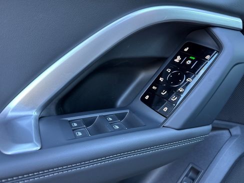 New 2025 Audi Q5 Premium Plus image 8