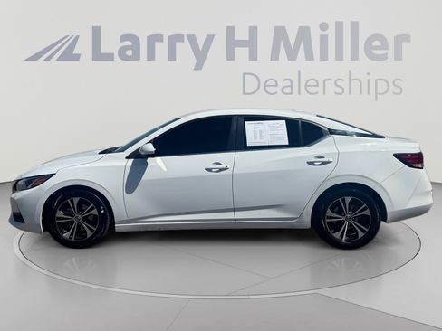 Used 2022 Nissan Sentra SV w/ Trunk Package FWD image 2
