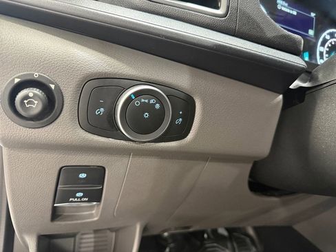 Used 2024 Ford Transit 250 148 Medium Roof image 32