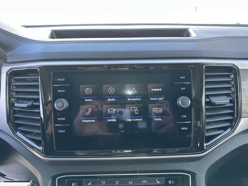 Used 2021 Volkswagen Atlas SEL image 25