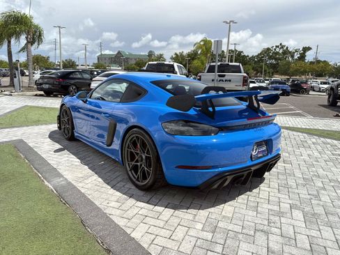 Used 2025 Porsche 718 Cayman GT4 RS w/ Chrono Package RWD image 4