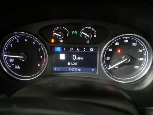 Used 2021 Buick Enclave Essence w/ Sound and Sites Package AWD/4WD image 33
