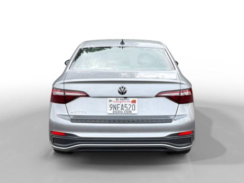 Used 2024 Volkswagen Jetta Sport FWD image 4