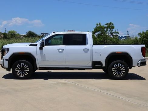 New 2026 GMC Sierra 2500 Denali Ultimate w/ Max Trailering Package AWD/4WD image 5