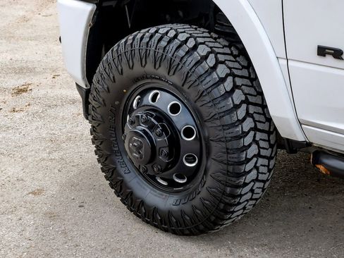 Used 2021 RAM 3500 Laramie image 61