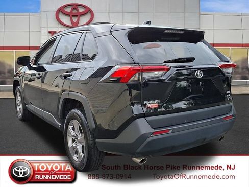 Certified 2025 Toyota RAV4 XLE AWD/4WD image 4