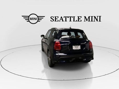 Used 2024 MINI Cooper S FWD image 9