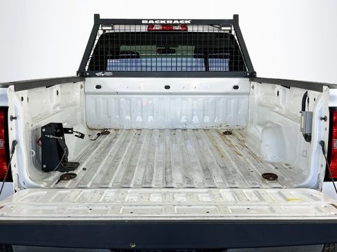 Used 2019 Chevrolet Silverado 2500 LT w/ Snow Plow Prep Package AWD/4WD image 10