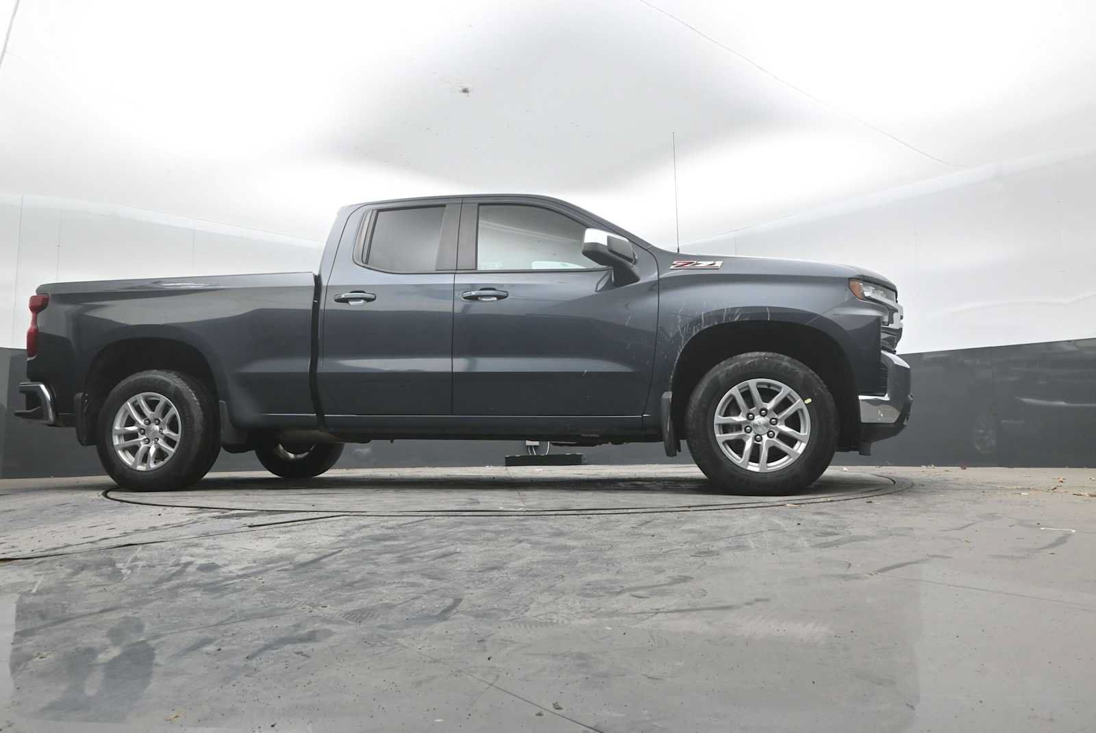 Used 2019 Chevrolet Silverado 1500 LT w/ All-Star Edition AWD/4WD image 30