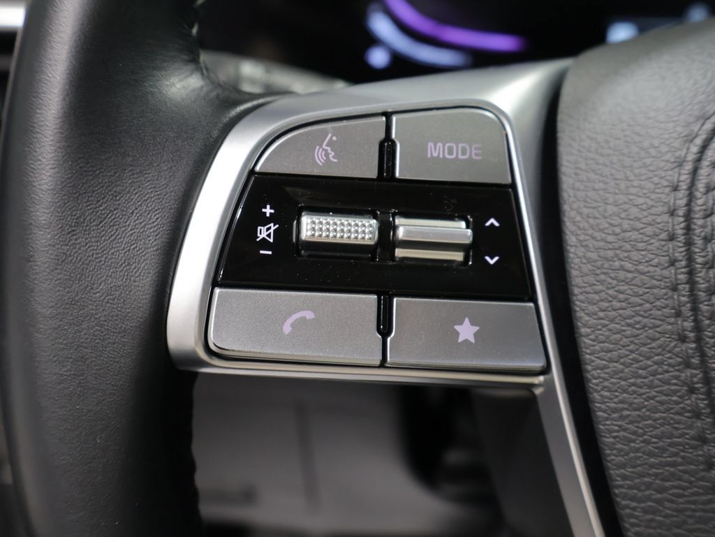 Used 2025 Kia Telluride S AWD/4WD image 41