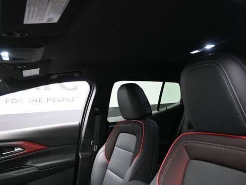 Used 2024 Chevrolet Equinox EV RS FWD image 17