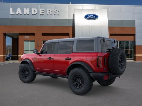 New 2026 Ford Bronco Badlands w/ Sasquatch Package AWD/4WD image 4