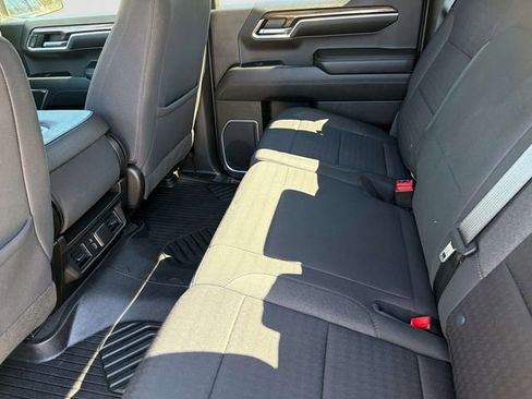 Used 2022 Chevrolet Silverado 1500 LT Trail Boss image 14