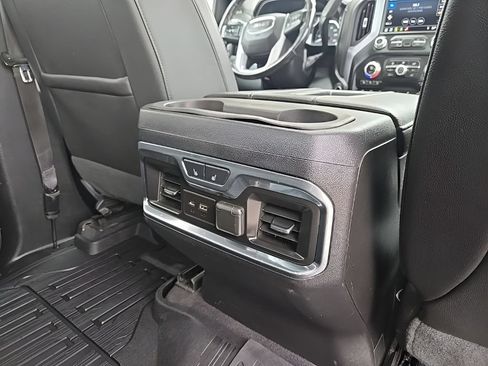 Used 2019 GMC Sierra 1500 SLT w/ SLT Premium Plus Package AWD/4WD image 31