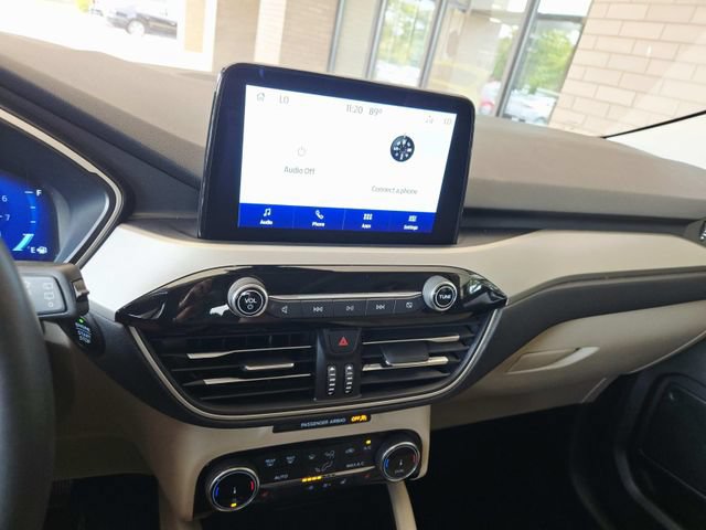 Used 2022 Ford Escape SEL w/ Technology Package AWD/4WD image 24