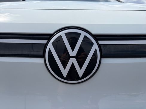 Used 2024 Volkswagen ID.4 Pro AWD/4WD image 23