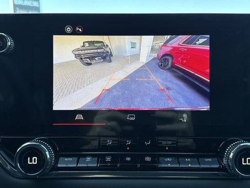 New 2026 GMC Canyon Elevation w/ Convenience Package image 9