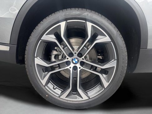 Used 2026 BMW X5 xDrive40i w/ Premium Package AWD/4WD image 35