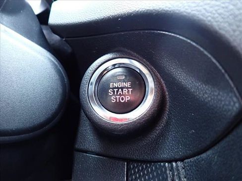 Used 2023 Subaru Forester Premium AWD/4WD image 21