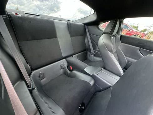Used 2026 Toyota GR86 Premium w/ ALL Weather Mat Package (TMS) RWD image 23