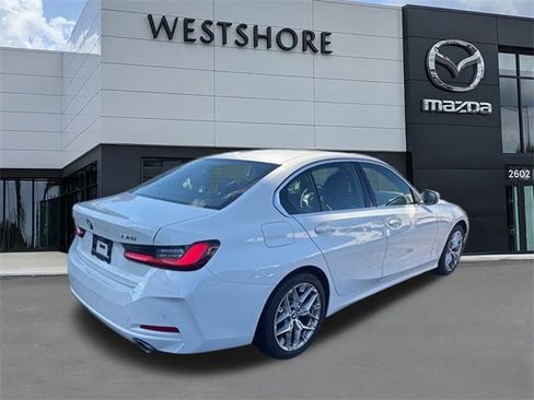 Used 2025 BMW 330i xDrive 330i xDrive image 3