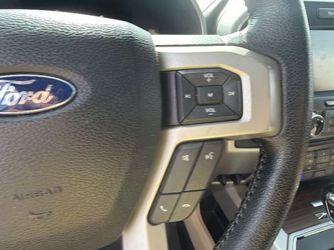 Used 2015 Ford F150 Lariat w/ Equipment Group 502A Luxury image 29