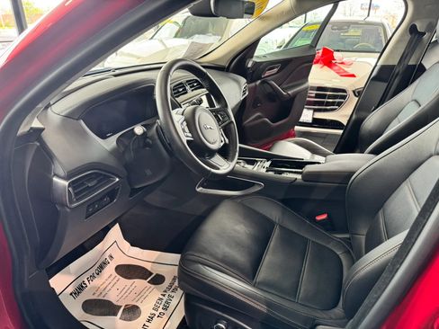 Used 2020 Jaguar F-PACE Prestige image 10