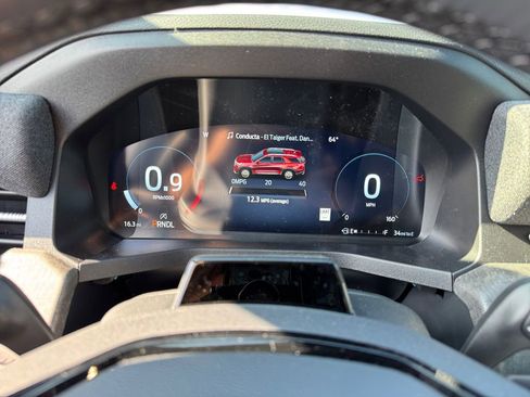 New 2026 Ford Explorer Platinum image 34