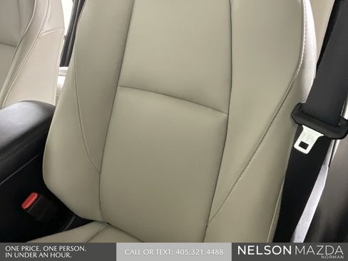 Used 2025 MAZDA MAZDA3 s image 24