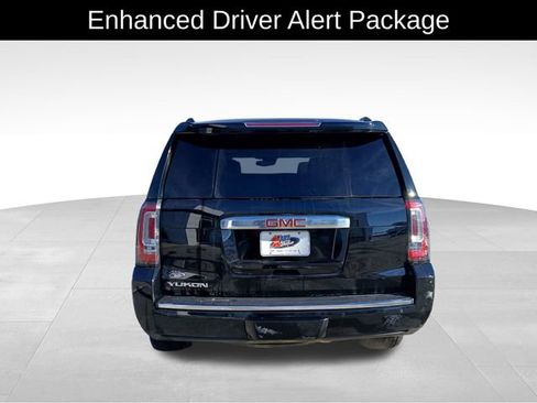 Certified 2019 GMC Yukon Denali image 5