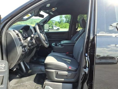 New 2026 RAM 3500 Tradesman w/ Chrome Appearance Group AWD/4WD image 6