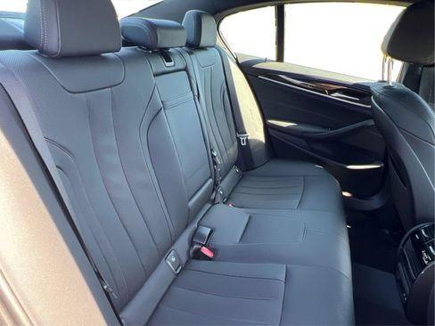 Used 2023 BMW 530i xDrive w/ Convenience Package AWD/4WD image 17