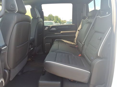 New 2026 GMC Sierra 2500 AT4X AWD/4WD image 21