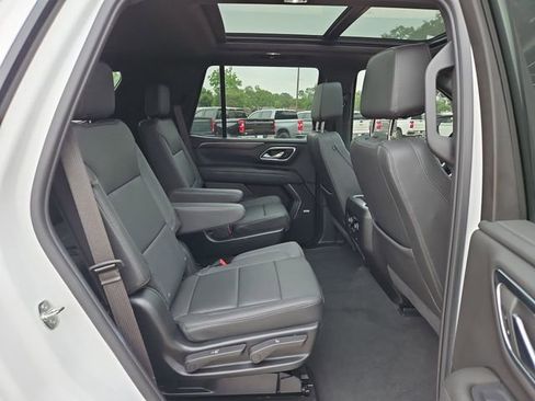 Used 2024 Chevrolet Tahoe LT w/ LT Signature Package RWD image 29