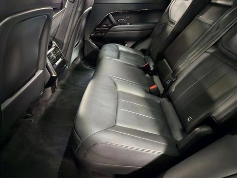 Used 2024 Land Rover Range Rover Sport Dynamic SE image 18