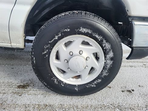 Used 2008 Ford E-350 and Econoline 350 Super Duty image 25