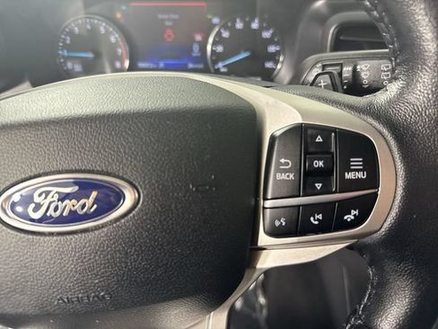 Used 2020 Ford Explorer XLT w/ Comfort Package AWD/4WD image 13