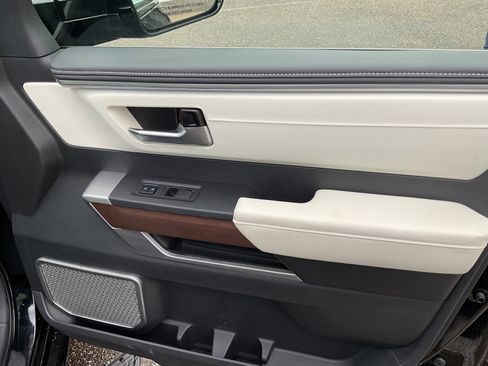 Used 2024 Toyota Sequoia Capstone image 26